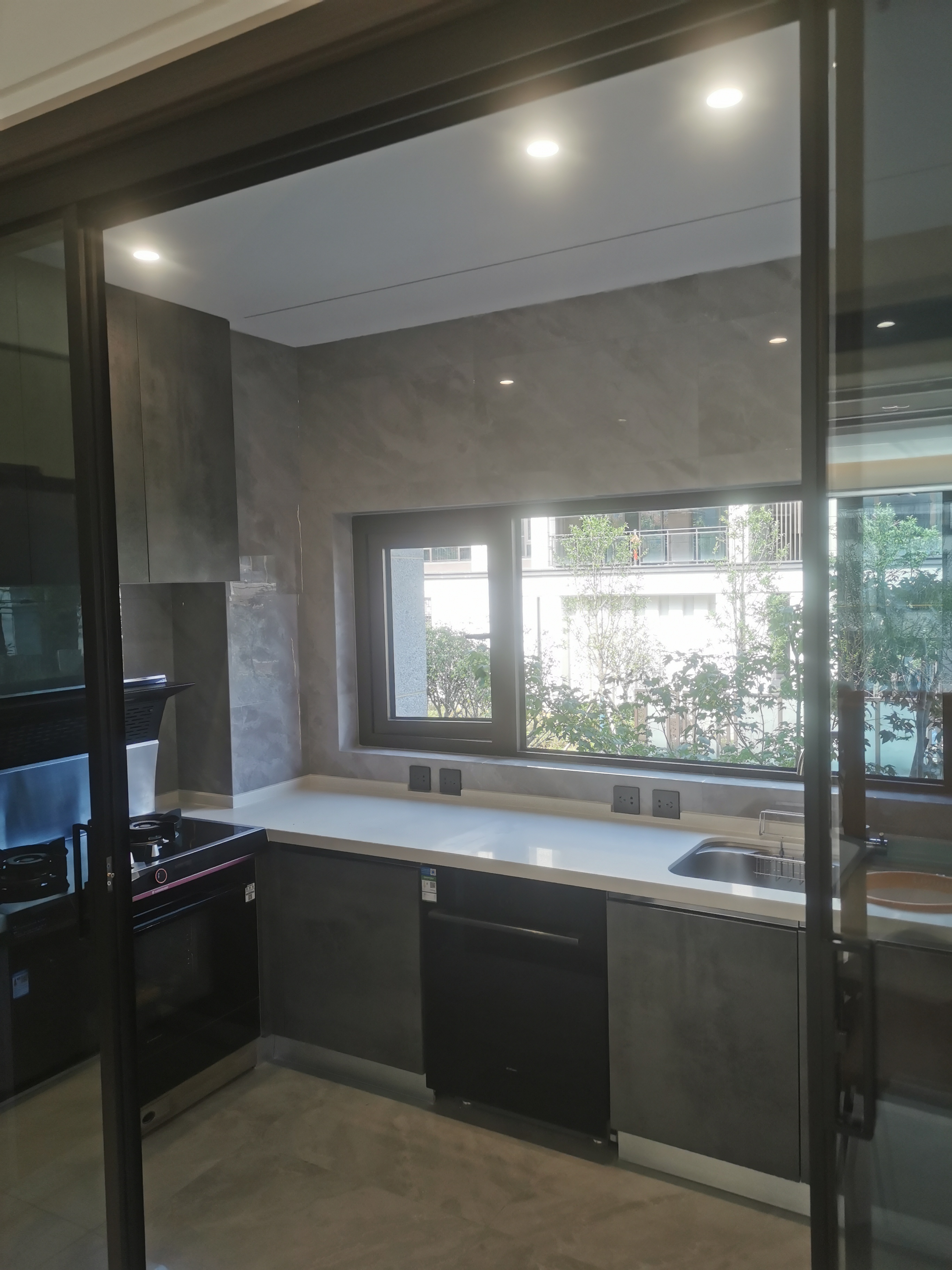 龙岗一品-220-现代轻奢