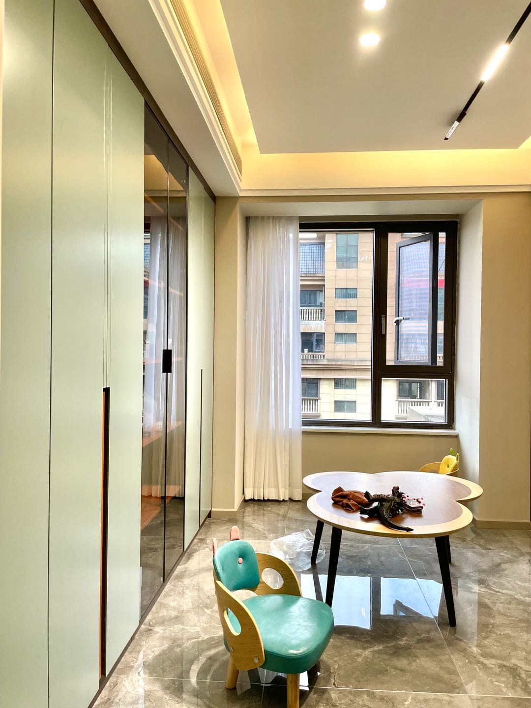 江南壹号复式-200平-现代简约-蔺翻