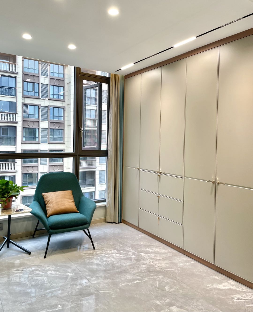 江南壹号复式-200平-现代简约-蔺翻