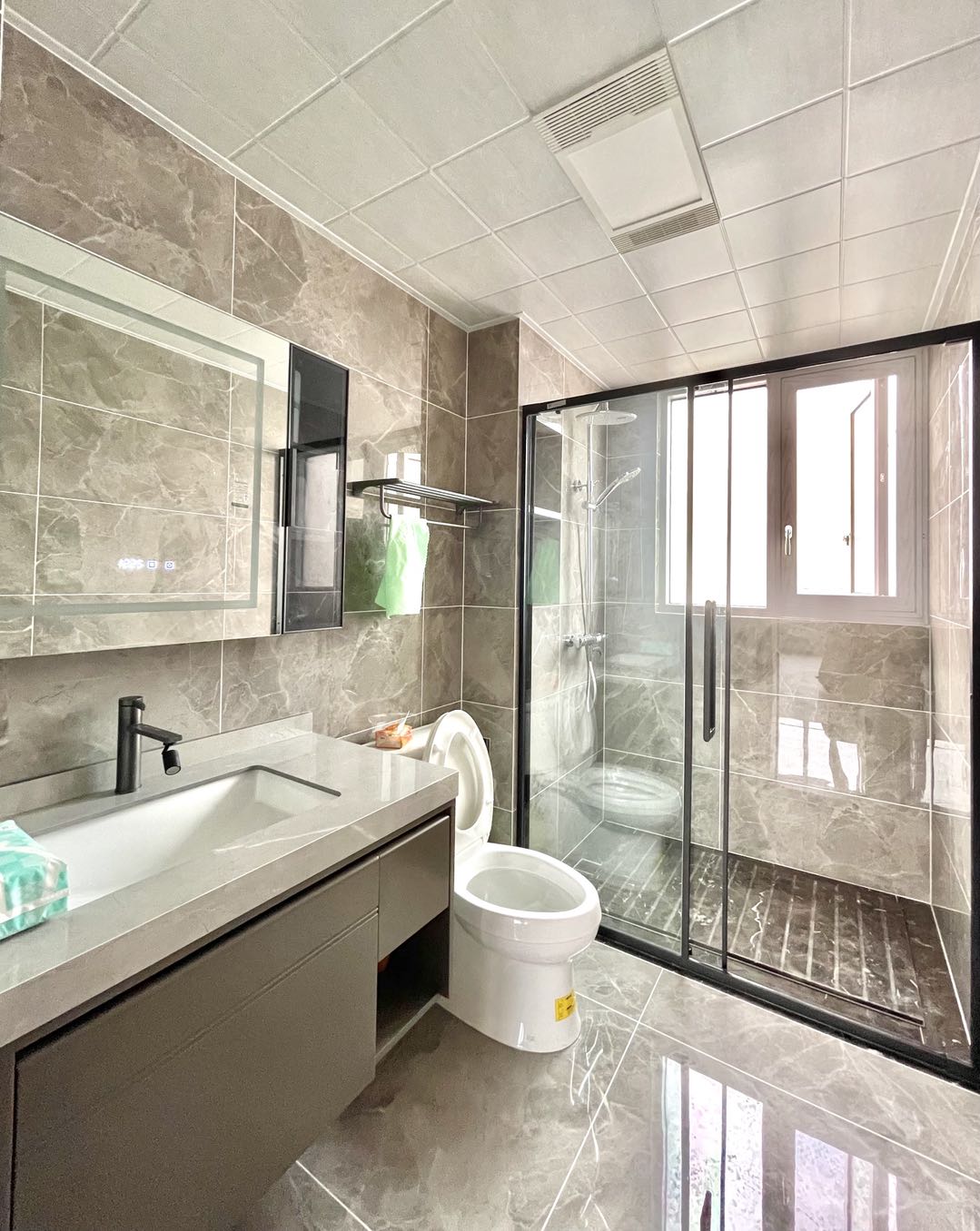 吾悦公馆128-现代简约-蔺翻