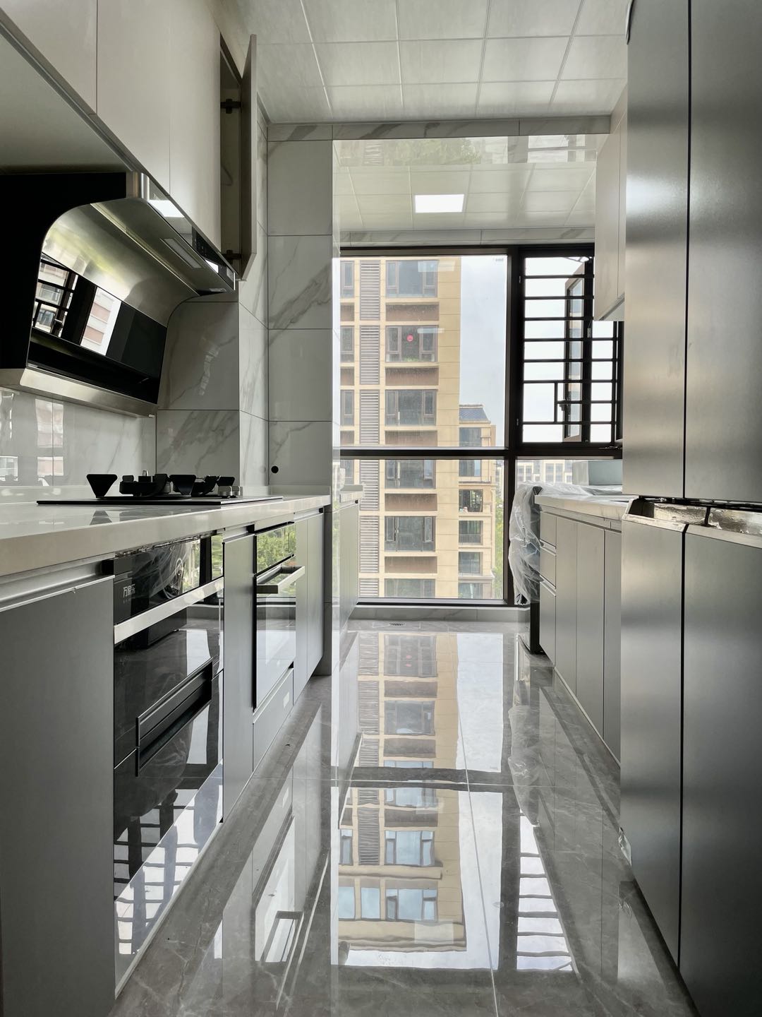 圣桦龙湾半岛135平-现代简约-郑媛