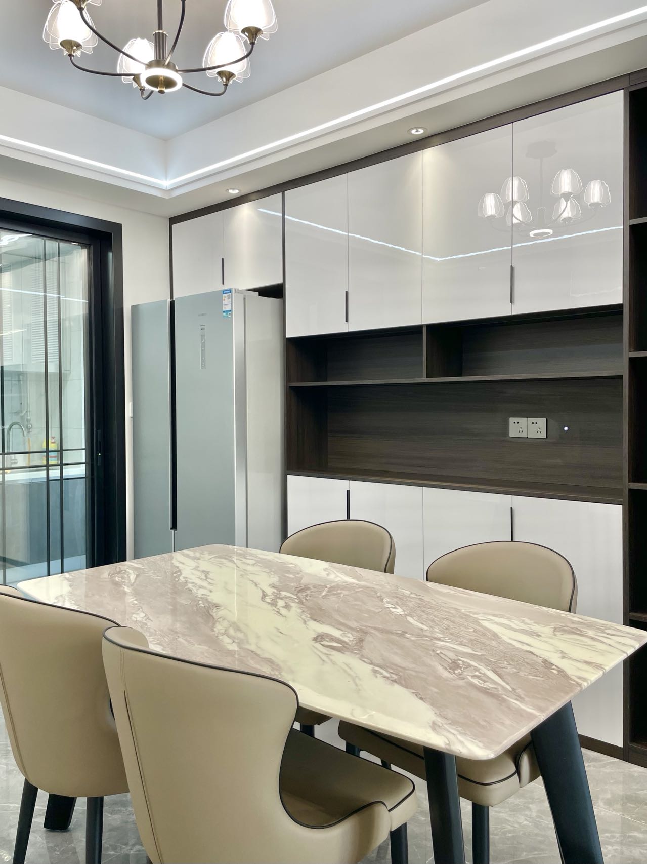 玖玺台126-现代简约-蔺翻