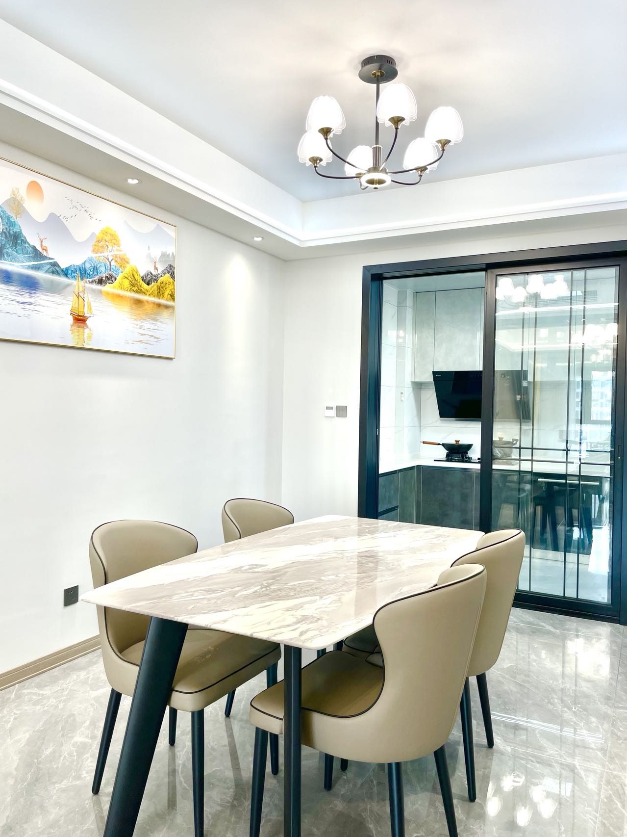 玖玺台126-现代简约-蔺翻