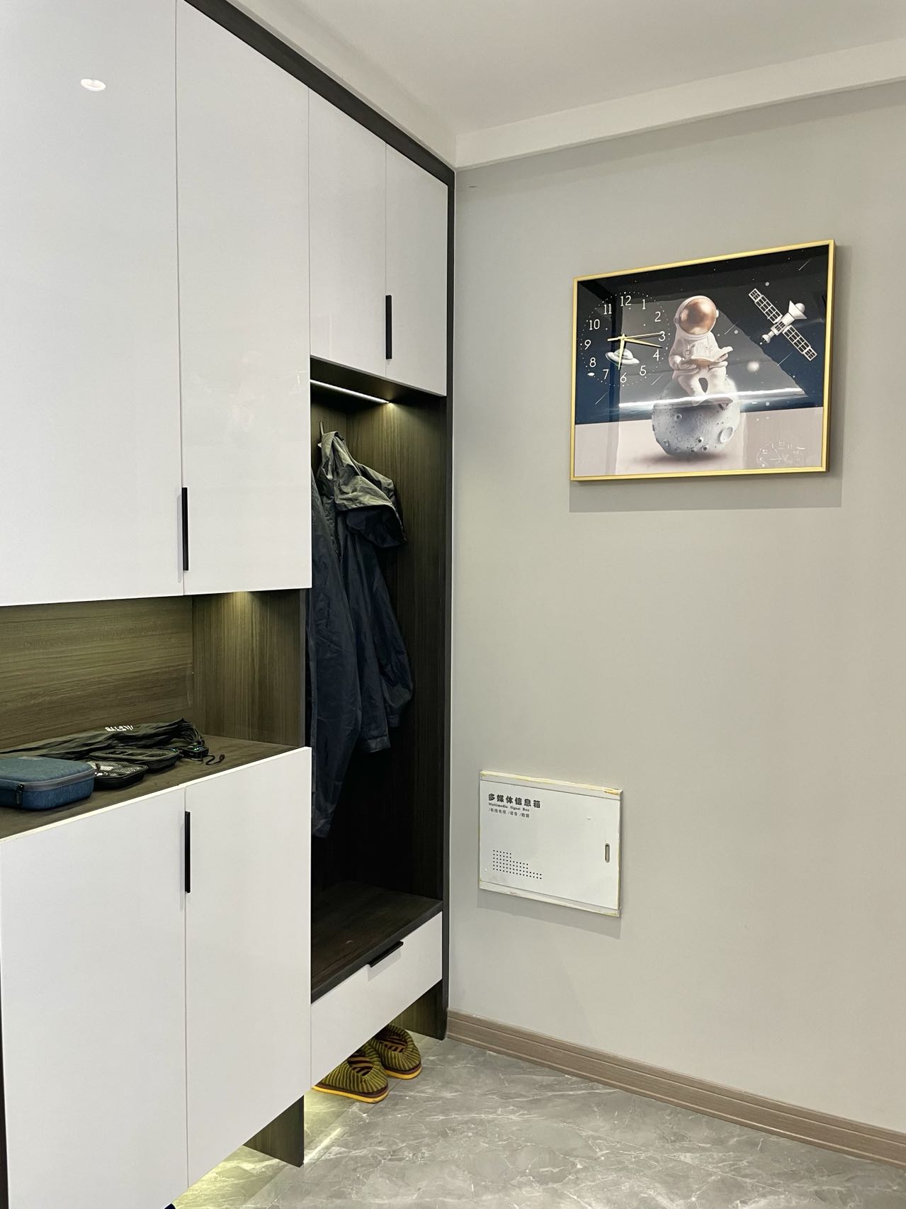 玖玺台126-现代简约-蔺翻