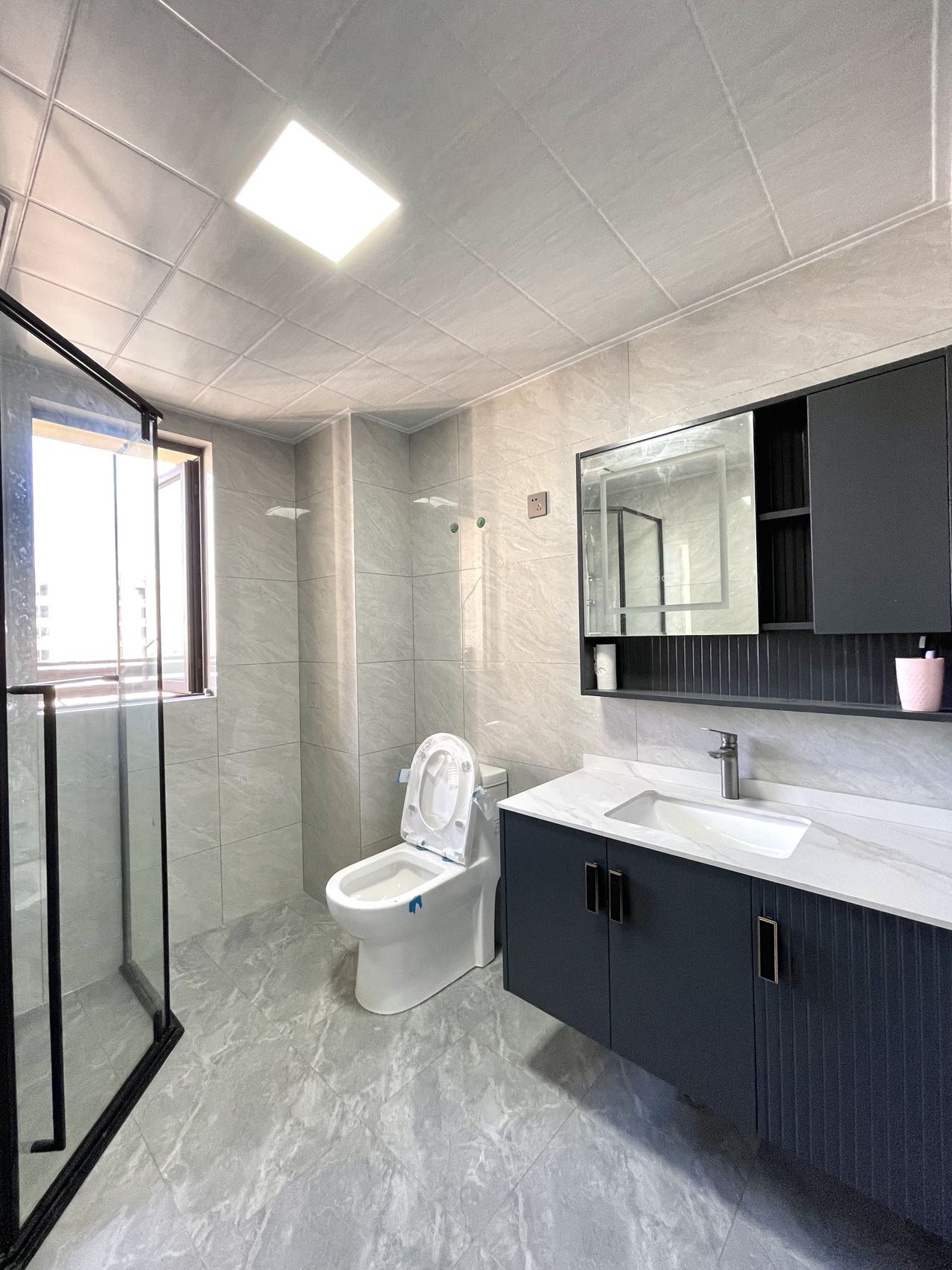 玖玺台126-现代简约-蔺翻