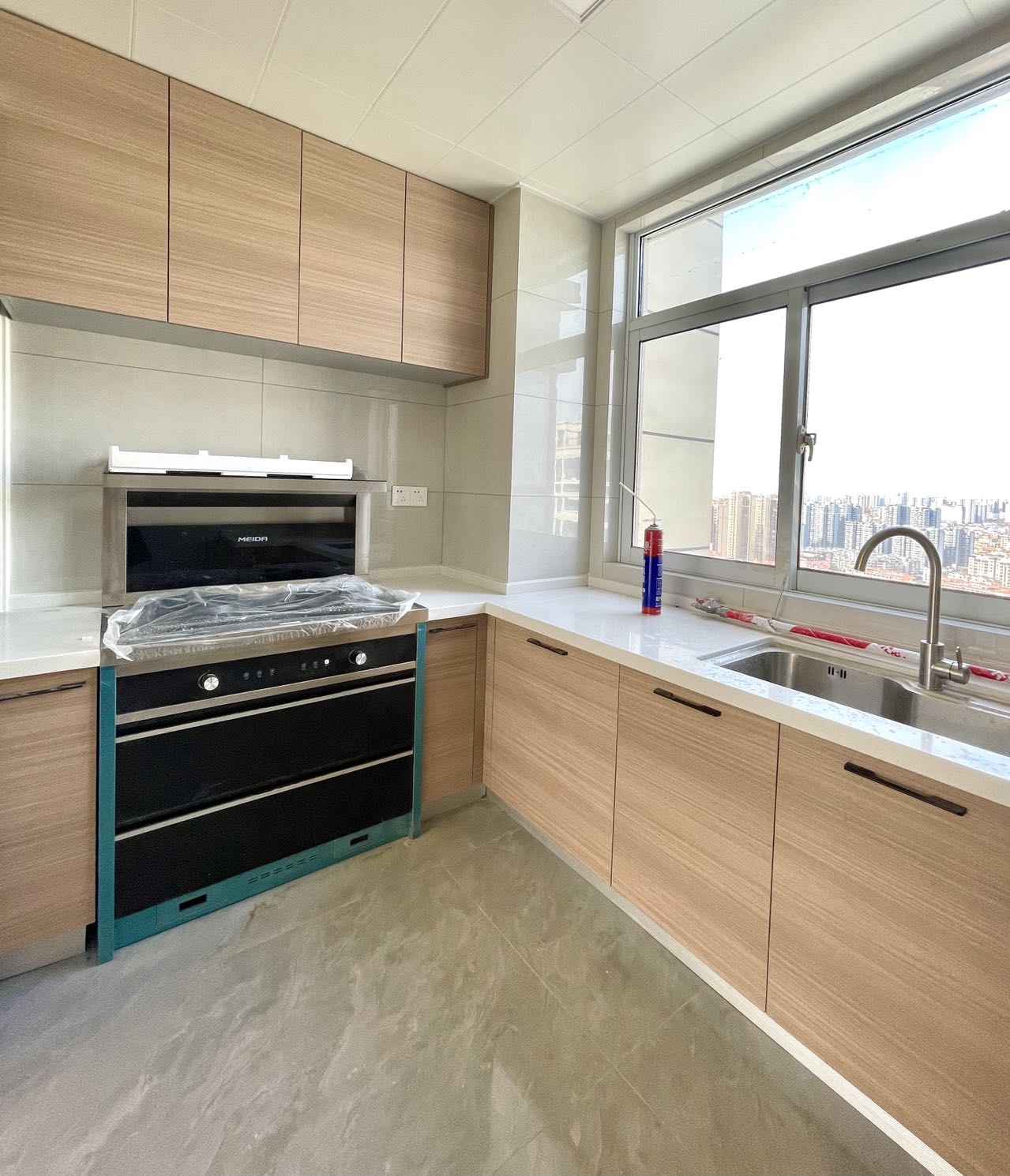 盛世华庭143-现代简约-王龙