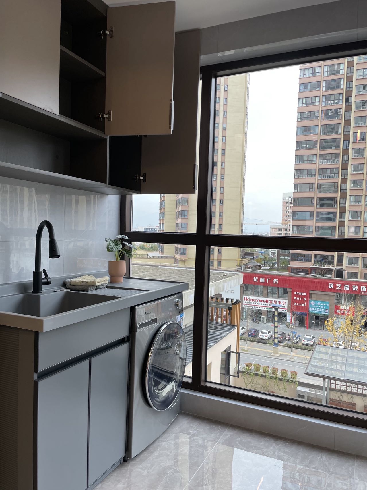 公园壹号137-现代简约-郭浩